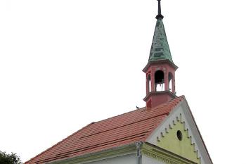 Hřbitovní kaple sv. Anny v Hrochově Týnci ( © Pavel Vítek 05/2017)