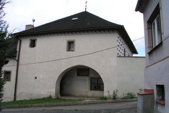 Jižní strana ( © Roman Řezáč 06/2004)