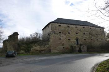 Dražice-zřícenina hradu (© Vlastislav Mareček, 12/2015)