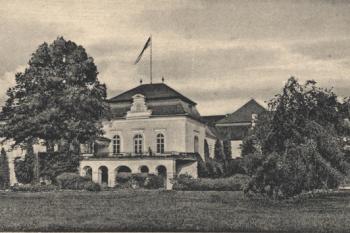 kaštěl v r. 1905. (©zdroj:http://www.palman.sk/)