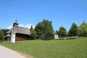 Dřevěný římskokatolický kostel sv. Štěpána krále z Rudna (© Luděk Vláčil 07/2017)