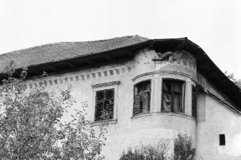 kolem r. 1972 (© zdroj:http://www.pamiatkynaslovensku.sk/kastiel-divinka)