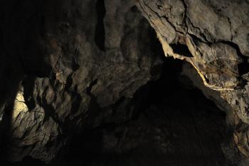 Býčí skála - hlavní chodba (© Tomáš Berka, 05/2011)