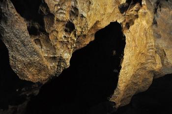 Nová Býčí skála (© Tomáš Berka, 05/2011)