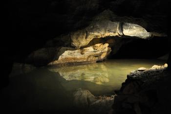 Býčí skála (© Tomáš Berka, 05/2012)