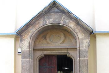 Kostel sv. Cyrila a Metoděje v pražských Nebuších ( © Pavel Vítek 08/2017)