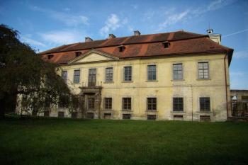 zámek - fasáda od jihu (© Petr Pospíšil, 10/2013)