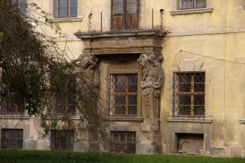 balkon na jižní fasádě (© Petr Pospíšil, 10/2013)