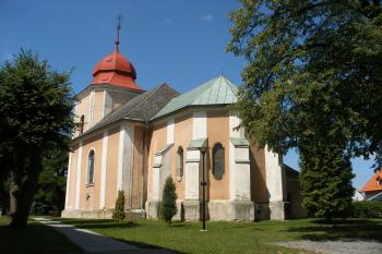 Rohovládova Bělá - kostel (© Jiří Špaček, 08/2017)