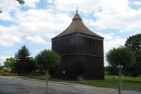 kostel sv. Václava se zvonicí