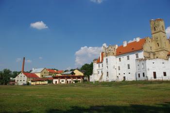 Břeclavský zámek a pivovar (© Lenka Martinková, 08/2015)