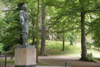 Děčín - socha Dr. Miroslava Tyrše (© Jiří Špaček, 06/2015)