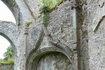 Boční kaple v jižním transeptu kostela. (© Pavel Semple, 07/2016)