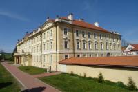Tloskov
