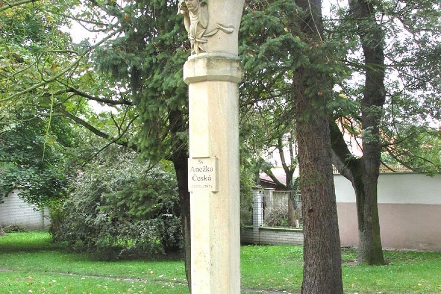 sloup sv. Anežky České