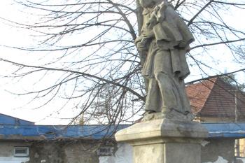 Socha sv. Jana Nepomuckého v Kralupech nad Vltavou ( © Pavel Vítek 11/2017)