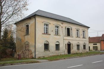 stará fara (© Luděk Vláčil  11/2021)