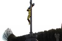 hřbitovní kříž