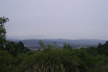 cestou na Egerberk (Lestkov) se vám naskytne panorama Krušných hor (© Josef Milfait, 07/2008)