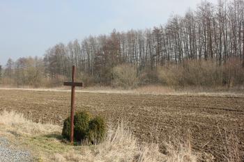 křížová cesta od Prasklic (© Luděk Vláčil 03/2018)