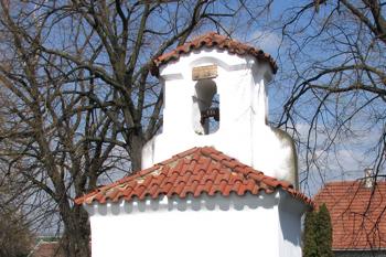 Kaplička ve Cvrčovicích u Kladna ( © Pavel Vítek 04/2018)
