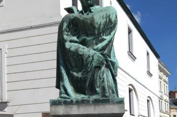 Litoměřice - Máchův pomník (© Simona Kidlesová, 08/2017)