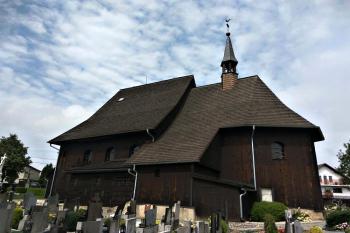jižní fronta kostela ( © Jan P. Štěpánek 05/2018)