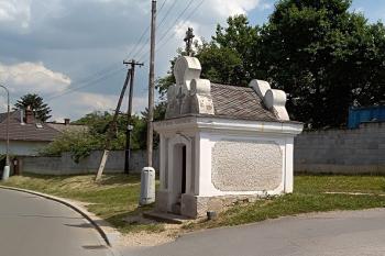 Kaple sv. Isidora z 18. stol. (© Luděk Vláčil 05/2018)