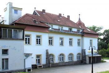 Nemocnice, bývalé sanatorium v Tišnově ( © Pavel Vítek 05/2018)