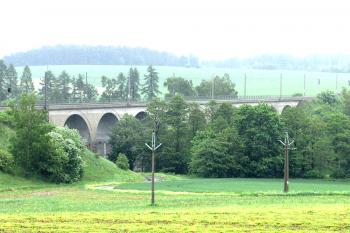 Železniční viadukt u Ostrova nad Oslavou ( © Pavel Vítek 05/2018)