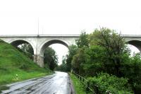 železniční viadukt