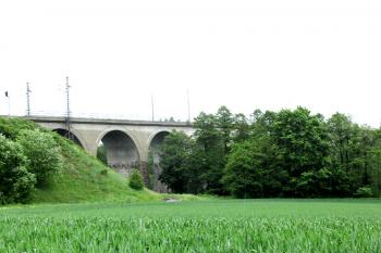 Železniční viadukt u Ostrova nad Oslavou ( © Pavel Vítek 05/2018)