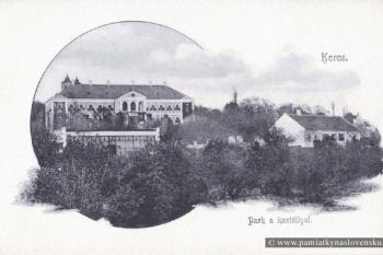 zámek na dobové pohlednici z r. 1900 ještě před poslední přestavbou (zdroj: http://www.pamiatkynaslovensku.sk)