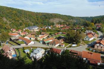 Výhled na Podhradí (© Dušan Dohňanský 10/2020)