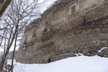 Vnější stěna severního paláce ( © Roman Řezáč 01/2006)