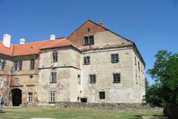 druhé nádvoří (© D Dohňanský, 07/2015)
