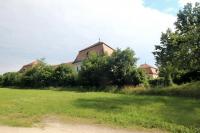Továrniky