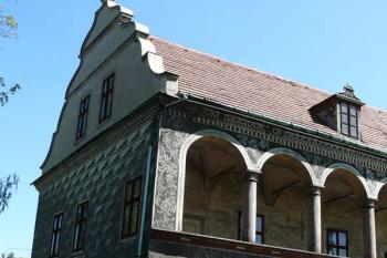 Jihozápadní nároží (© Jiří Cukr, 05/2008)