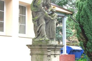 Socha sv. Anny v Hoříně ( © Pavel Vítek 06/2018)