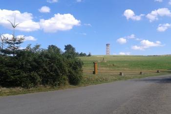 pohled od penzionu Lada v Repechách ( © Ivo Rozehnal 07/2018)
