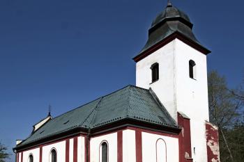 kostel od jihovýchodu (© Pavel Zany Komárek 09/2018)