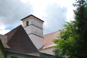 zřícenina zámku Hazlov (© Vlastislav Mareček, 06/2016)