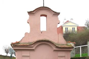 Kaple ve Studěněvsi ( © Pavel Vítek 04/2018)