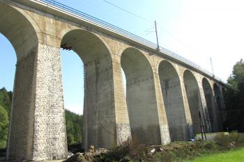 Velký železniční viadukt u Říkonína ( © Pavel Vítek 09/2018)