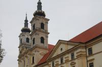 klášter paulínů s kostelem Panny Marie Sedmibolestné