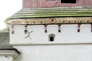 Zvonice s márnicí u kostela v Semaníně ( © Pavel Vítek 10/2018)