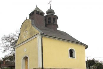 Kaple sv. Václava v městské části Litomyšle, zvané Pazucha ( © Pavel Vítek 10/2018)