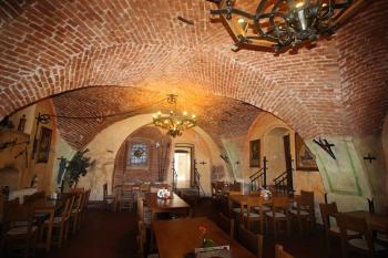 Interiér zámecké restaurace. ( © Luděk Vláčil 06/2016)