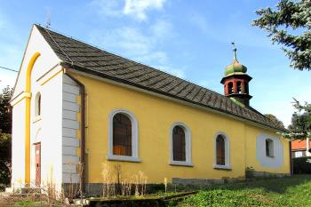 Kaple Nejsvětější Trojice v Čestolovicích u České Lípy ( © Pavel Vítek 10/2018)