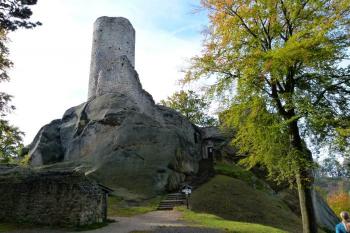 celkový pohled na hrad od severu ( © Jan P. Štěpánek 09/2012)
